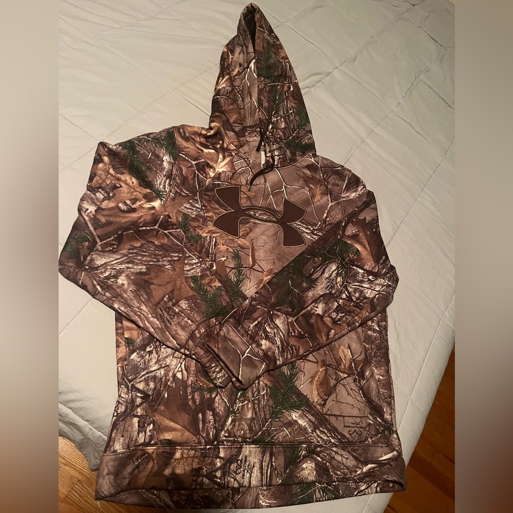 Under Armour real tree hunting sweatshirt